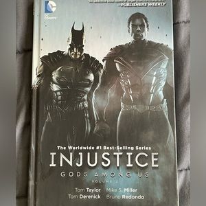 BUY 3 FOR $25 - DC Injustice Graphic Novel